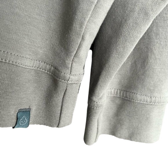 Tasc Performance Long Sleeve 1/4 Zip Shirt Lightweight Sweater Light Gray Bamboo - Picture 6 of 9